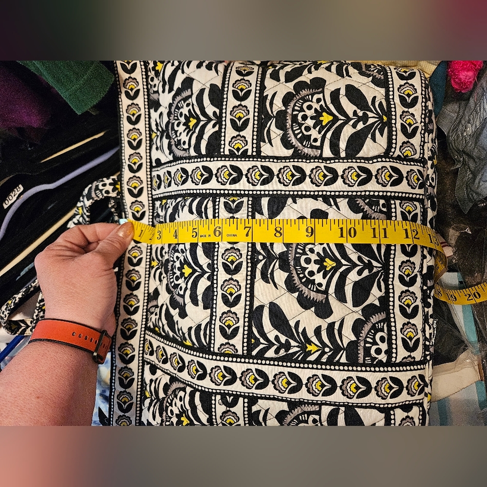#007- VERA BRADLEY- Black, Yellow, and White Tote Bag - Picture 6 of 16